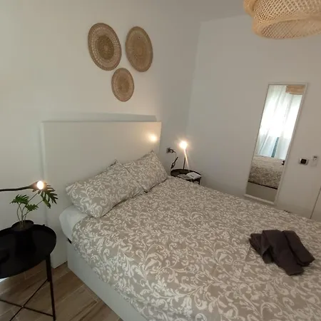 Apartment Born *
